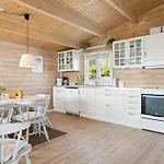 Gyrth - 20m To The Fjord By Interhome Munkebo