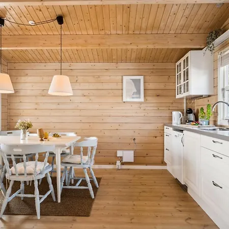 Gyrth - 20m To The Fjord By Interhome Feriehus Munkebo